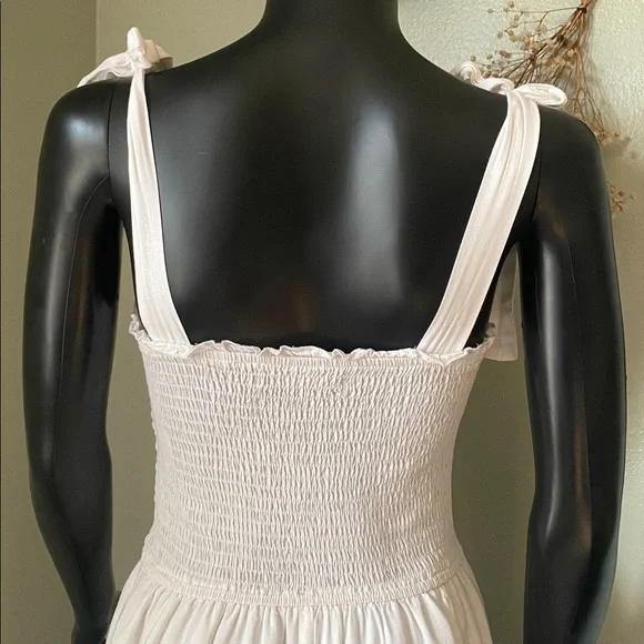 ZESICA White Flowy Maxi Dress - Picture 10 of 13